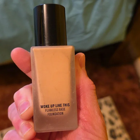 IL MAKIAGE No Filter Primer and Woke Up Like This Foundation (fair/light) Set - Picture 3 of 4